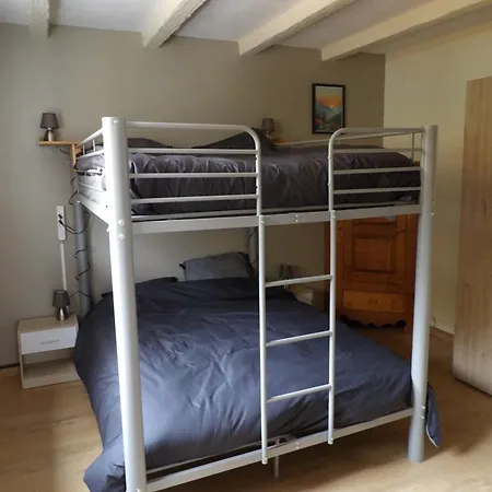 Les Celliers Apartment